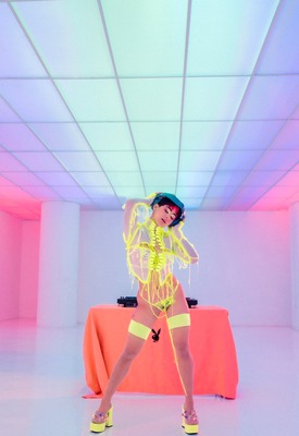 Mia Valentine Photo 4 of 9