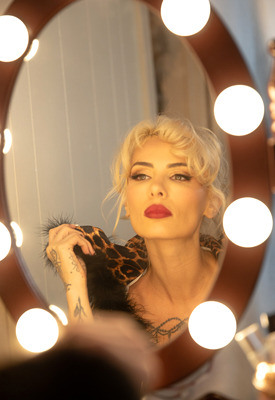 Shia Snow Photo 12 of 12