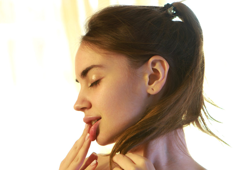 Sofy Bee in Aramaribi II by Rylsky Art