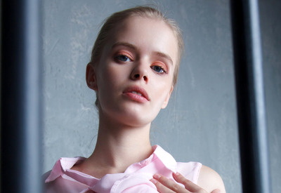 Ottavia in Escaliera by Rylsky Art