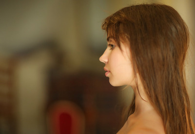 Sofy Bee in Lovek by Rylsky Art