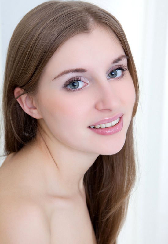 Viva in Yatakshi by Rylsky Art