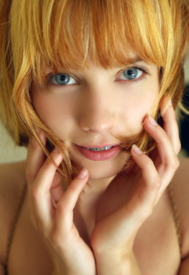 Alison Fox Photo 10 of 19