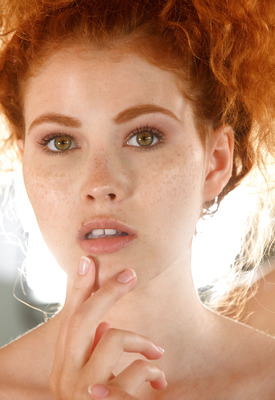 Heidi Romanova Photo 10 of 20