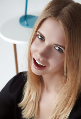 Violette Pink in Vollina by Sex Art