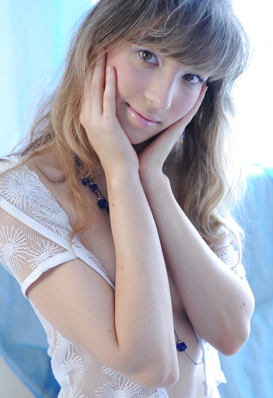 Margo in Azure by Showy Beauty