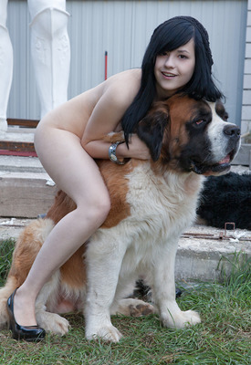 Ultima in Shaggy Friend by Showy Beauty