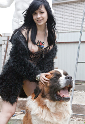 Roshelle A Photo 4 of 4