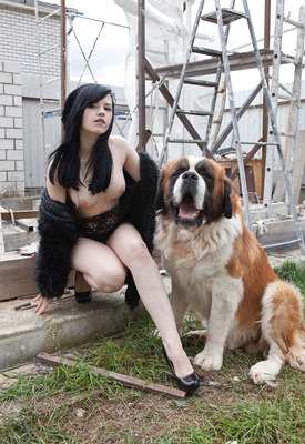 Roshelle A Photo 1 of 4