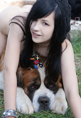 Ultima in Shaggy Friend by Showy Beauty