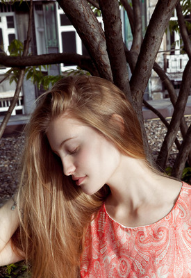 Bretona in Chiaroscuro by Showy Beauty