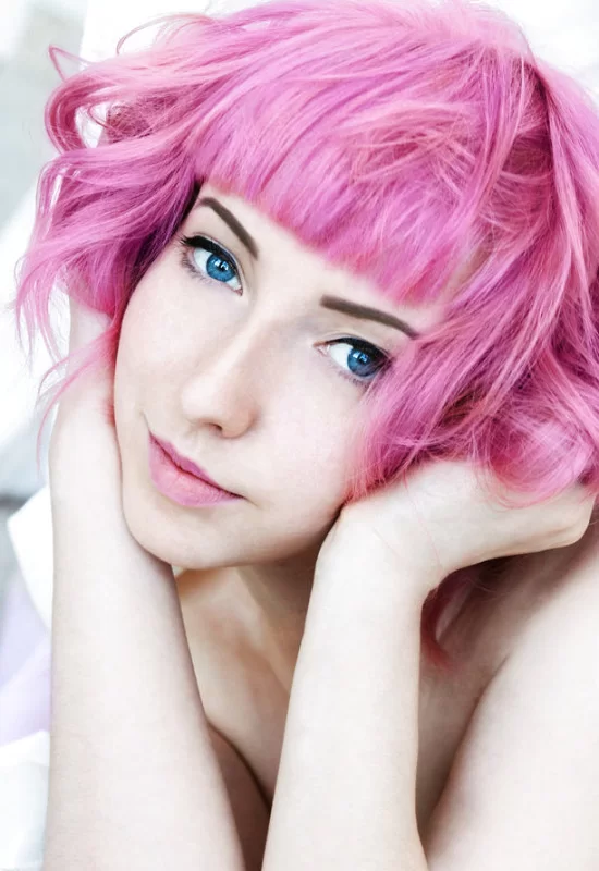 Cake in Shades Of Pink by Showy Beauty