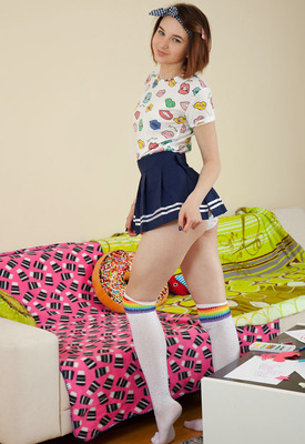 Laura Lynn Photo 6 of 8