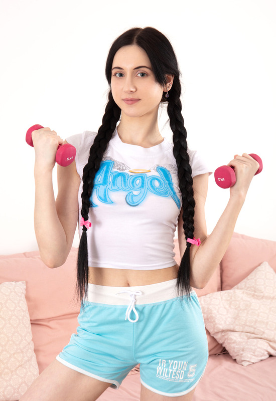 Amanda in Be Ideal by Showy Beauty