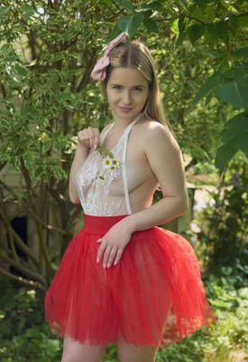 Neu Ling Photo 4 of 4