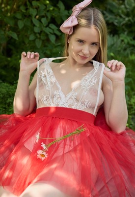 Neu Ling Photo 1 of 4