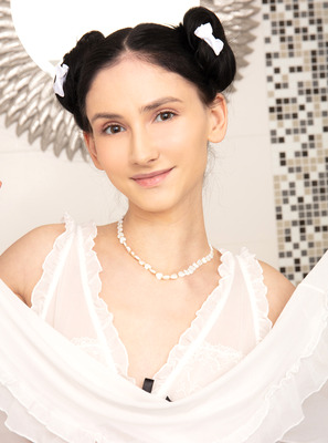 Malia in Milky by Showy Beauty - 5 of 16