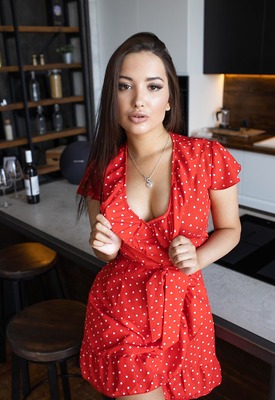 Brandi Q Photo 1 of 5