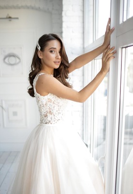 Liya Silver Photo 1 of 7