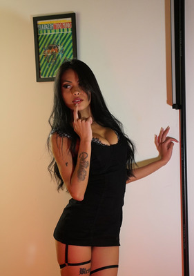 Stephany Q in Episode 681 by StasyQ - 3 of 16