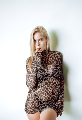 Nastya Xolod Photo 6 of 8