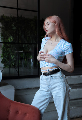 Maya Nguen Photo 6 of 8