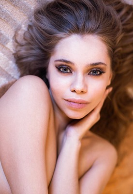 Liza Vaiss Photo 1 of 5