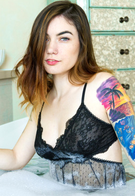 Bathtub