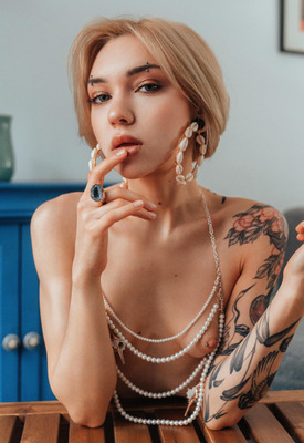 Roxylove in Golden Pearl by Suicide Girls
