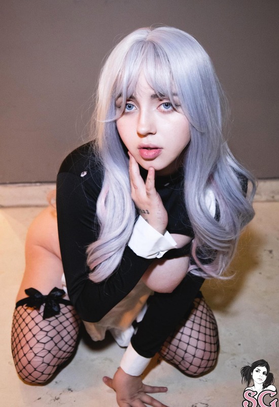 Neveska in Clean by Suicide Girls