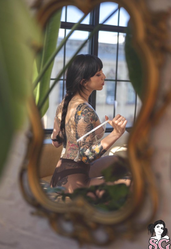 Asami in Ave Del Paraiso by Suicide Girls