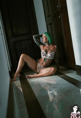 Thumper in Fresas by Suicide Girls