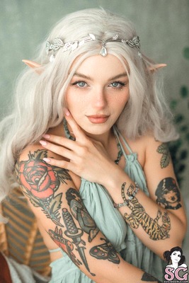 Sinni in Elvenpath by Suicide Girls - 1 of 12