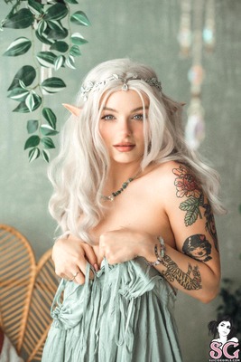 Sinni in Elvenpath by Suicide Girls - 4 of 12