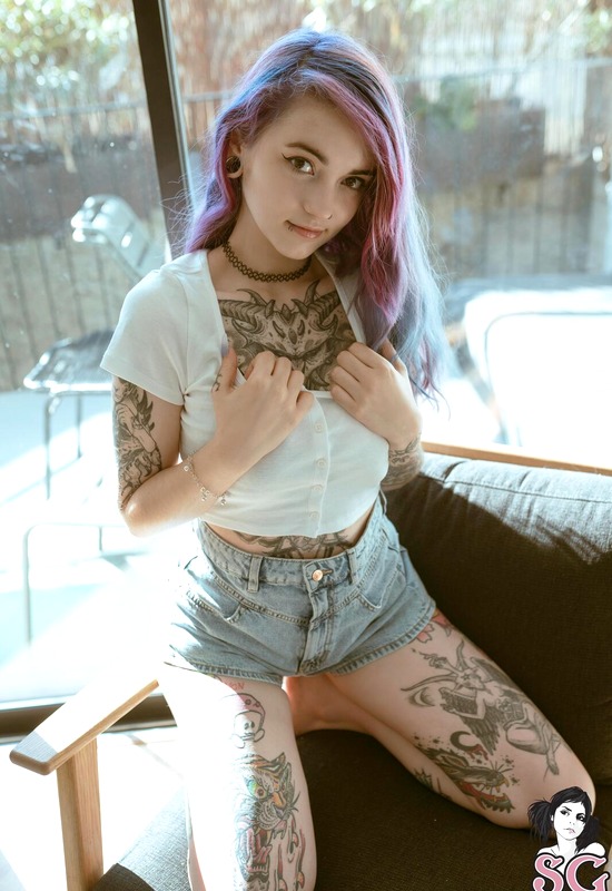 Gloom in Gravel To Tempo by Suicide Girls