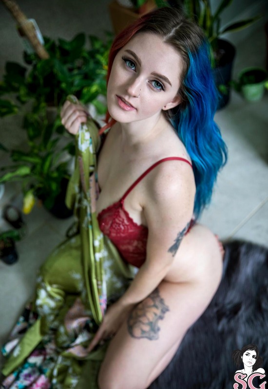 Zorii in Plant One On Me by Suicide Girls