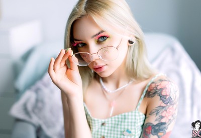 Roxylove in Juicy Lollipop by Suicide Girls