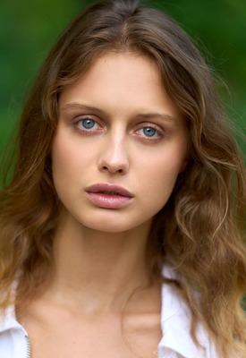 Clarice A Photo 11 of 20