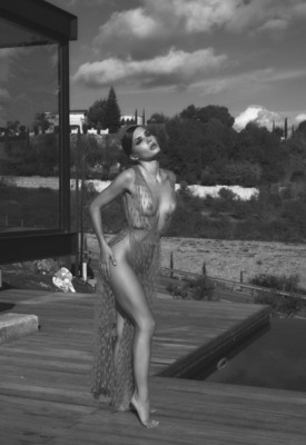 Anikim Jones Photo 4 of 16