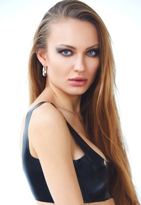 Jolie Webb Photo 6 of 11