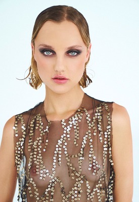 Hannah Ray Photo 2 of 18