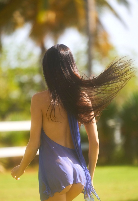 Wendy Sukoff in Madame Tropicale by Superbe Models