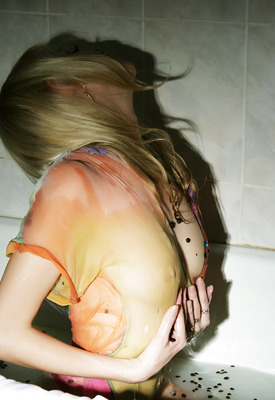 Tanusha A Photo 4 of 16