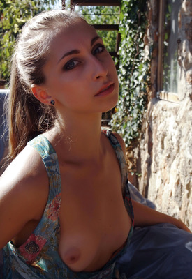 Illaria Photo 11 of 14