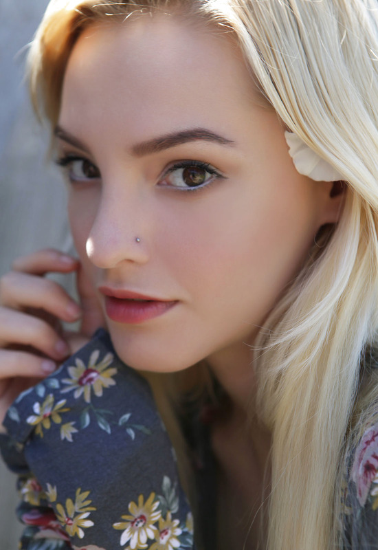 Kira W in Stunning by The Life Erotic