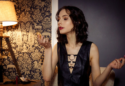 Poppy in Oiled Net by The Life Erotic