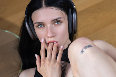 Posy in My Masturbation by The Life Erotic - 10 of 16