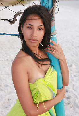 Ruth Medina Photo 5 of 11