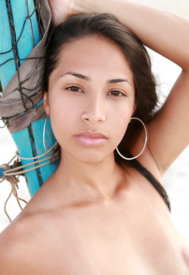 Ruth Medina Photo 1 of 13