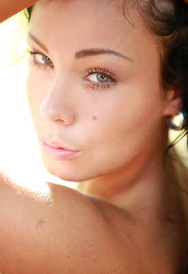 Nikita Black Photo 1 of 3